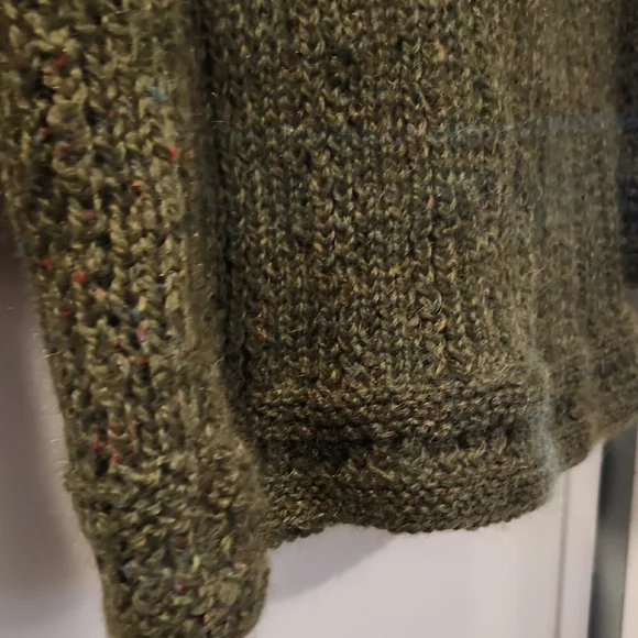 Handmade Olive Green Knit Cardigan with Decorative Goldtone Buttons - Picture 10 of 13